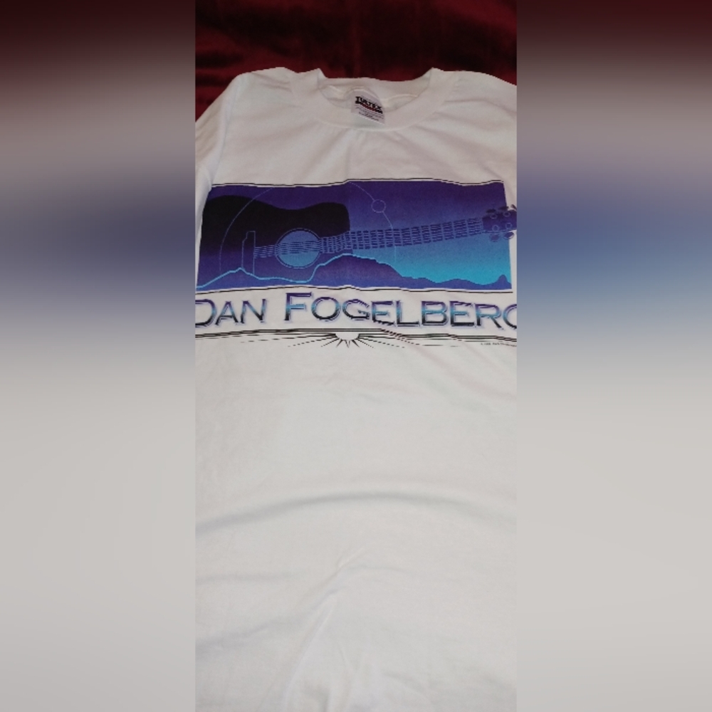 DAN FOLGELBERG Tultex White and Blue Guitar Graphic Tee